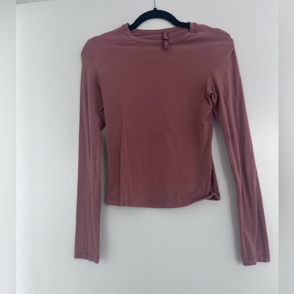 SIZE MEDIUM SKIMS COTTON JERSEY LONG SLEEVE T-SHIRT | ROSE CLAY.